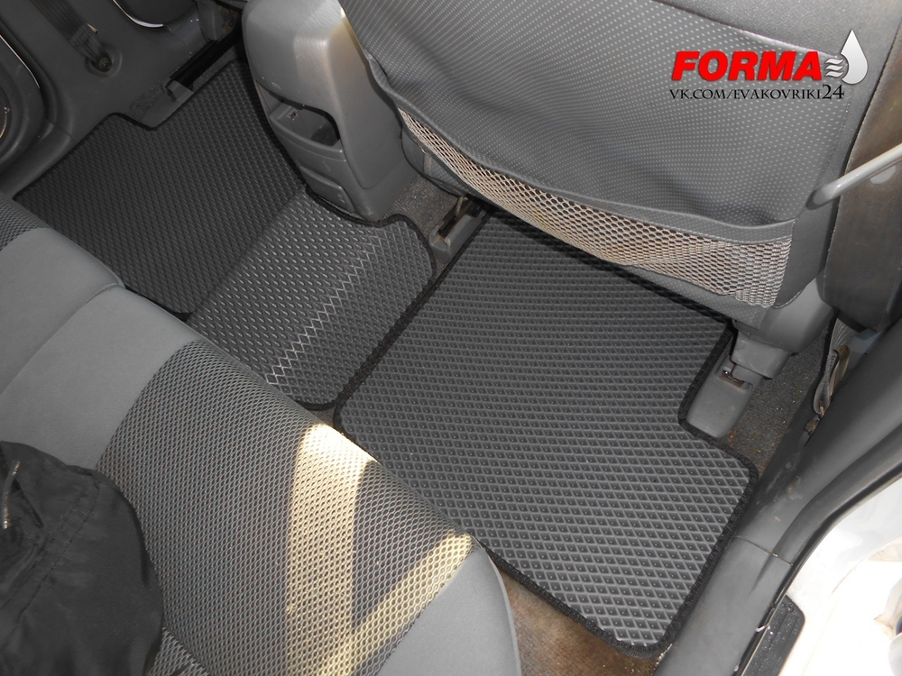 Toyota RAV4 2 поколение CA20 (2000 - 2005) правый руль, 5 дверей
