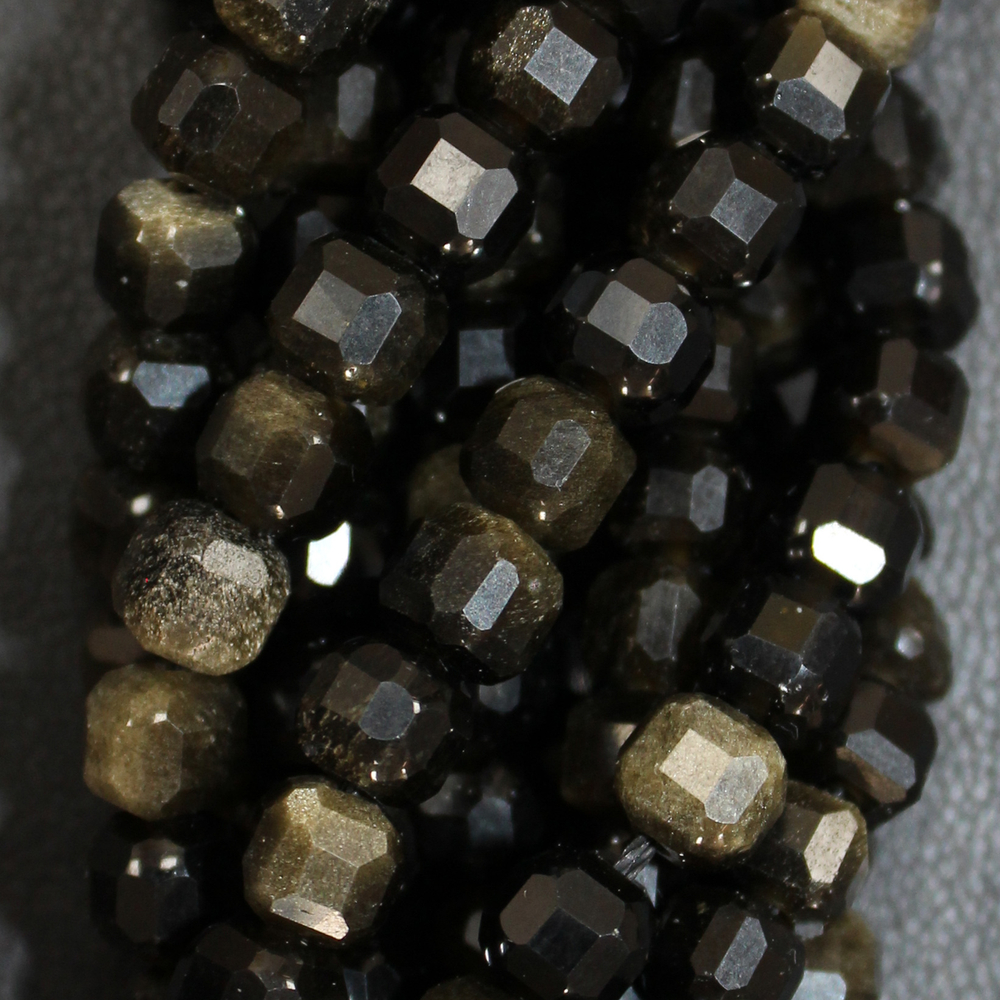 Обсидиан золотой куб юв 5,5мм