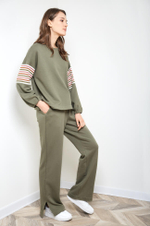 22429 Джемпер женский (хаки)