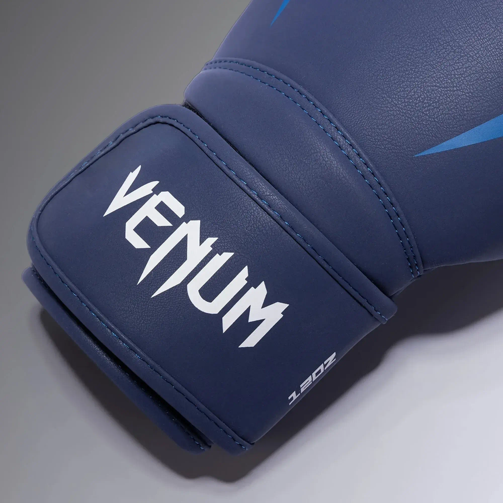 Боксёрские перчатки Venum Hurricane Boxing midnight blue/white
