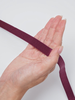 Резинка бретелечная слива глянцевая ширина 15 мм