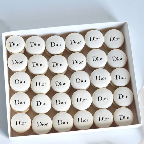 Набор макарон из 30 шт с логотипом компании