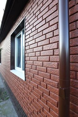 Фасадная панель Ю-пласт Стоун-Хаус Кирпич Красный 3,025*0,23м 0,695м2