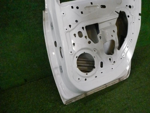 Дверь задняя правая Peugeot 308 2 T9 (2013-н.в.)