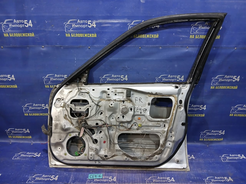 Дверь передняя правая Honda RAFAGA 1994