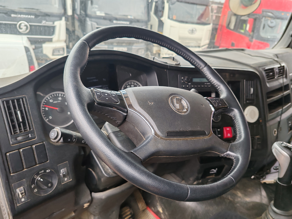 Shacman (Shaanxi) SX* 8x4 Самосвал SX33186V366 (Дизельный, 11,6 л, 423 л.с., МТ)