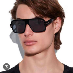 Солнцезащитные очки Tom Ford