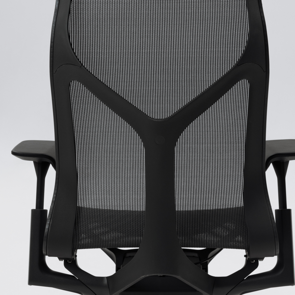 Кресло Herman Miller Cosm, высокая спинка, цвет Graphite, регулируемые подлокотники