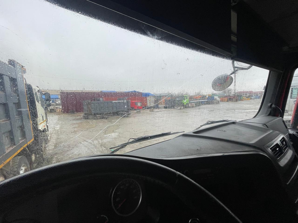 Shacman (Shaanxi) SX* 8x4 Самосвал SX33186T366 (Дизельный, 11,6 л, 369 л.с., МТ)