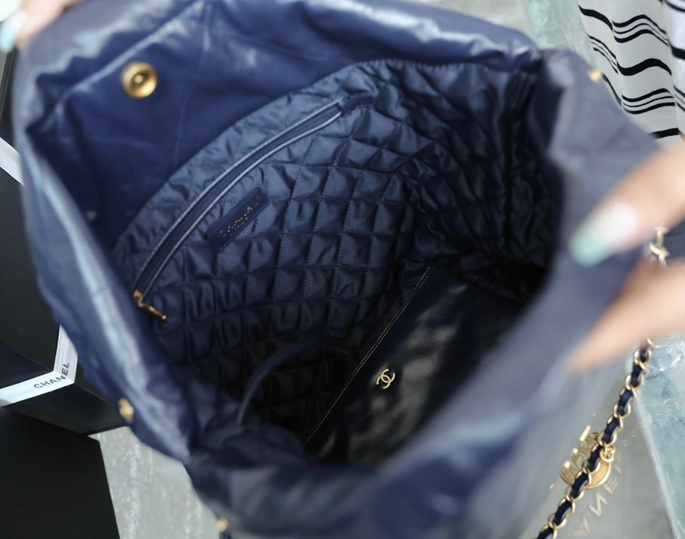 Chane1 22 Large 47 cm