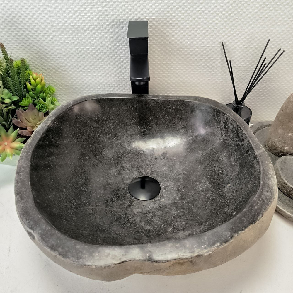 Раковина из речного камня RS63441 (45*43*16) 0123