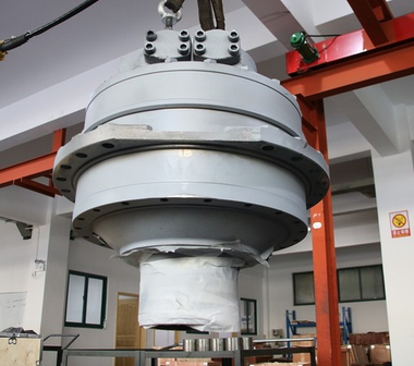 HCB840-680-S-H-N - Гидромотор радиально-поршневой нерегулируемый, высокомоментный, профильное статорное кольцо рабочий объем 42700 см3, номинальное давление 250 бар