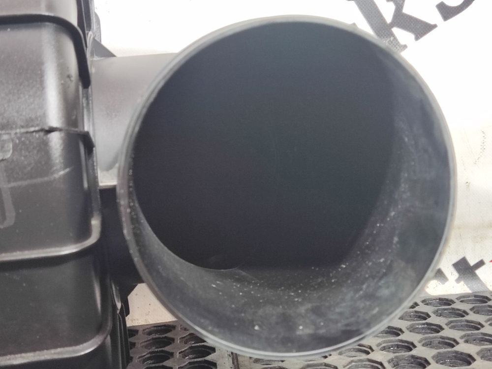 Корпус воздушного фильтра 2023г