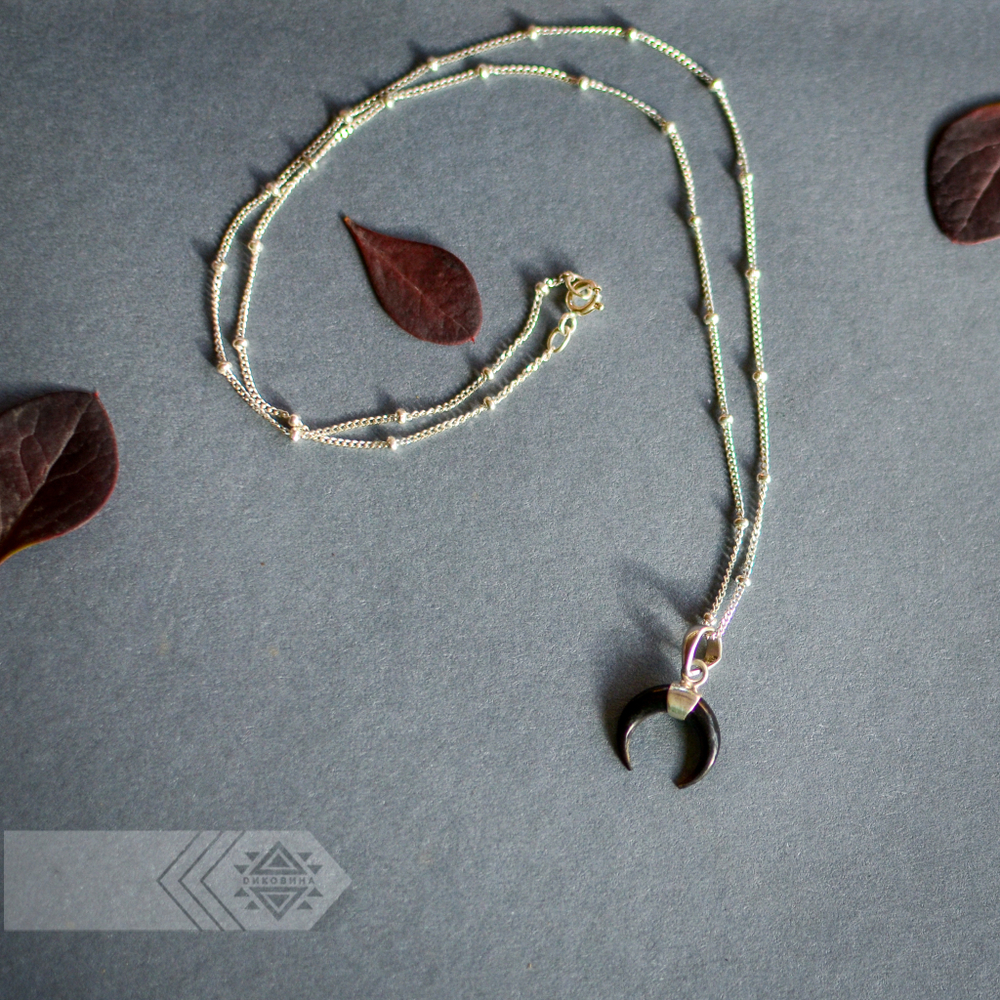 Подвеска ЛУННИЦА с цепочкой, серебро/кость буйвола