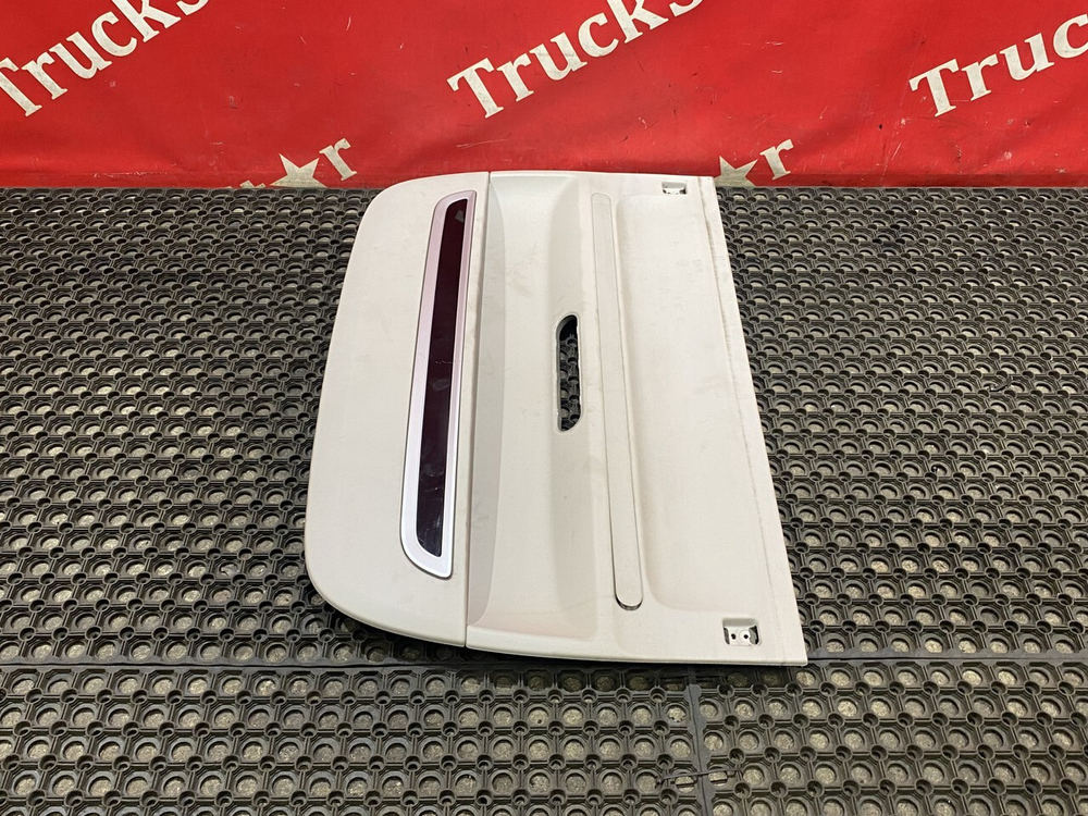 Бардачок задней стенки 2019г.