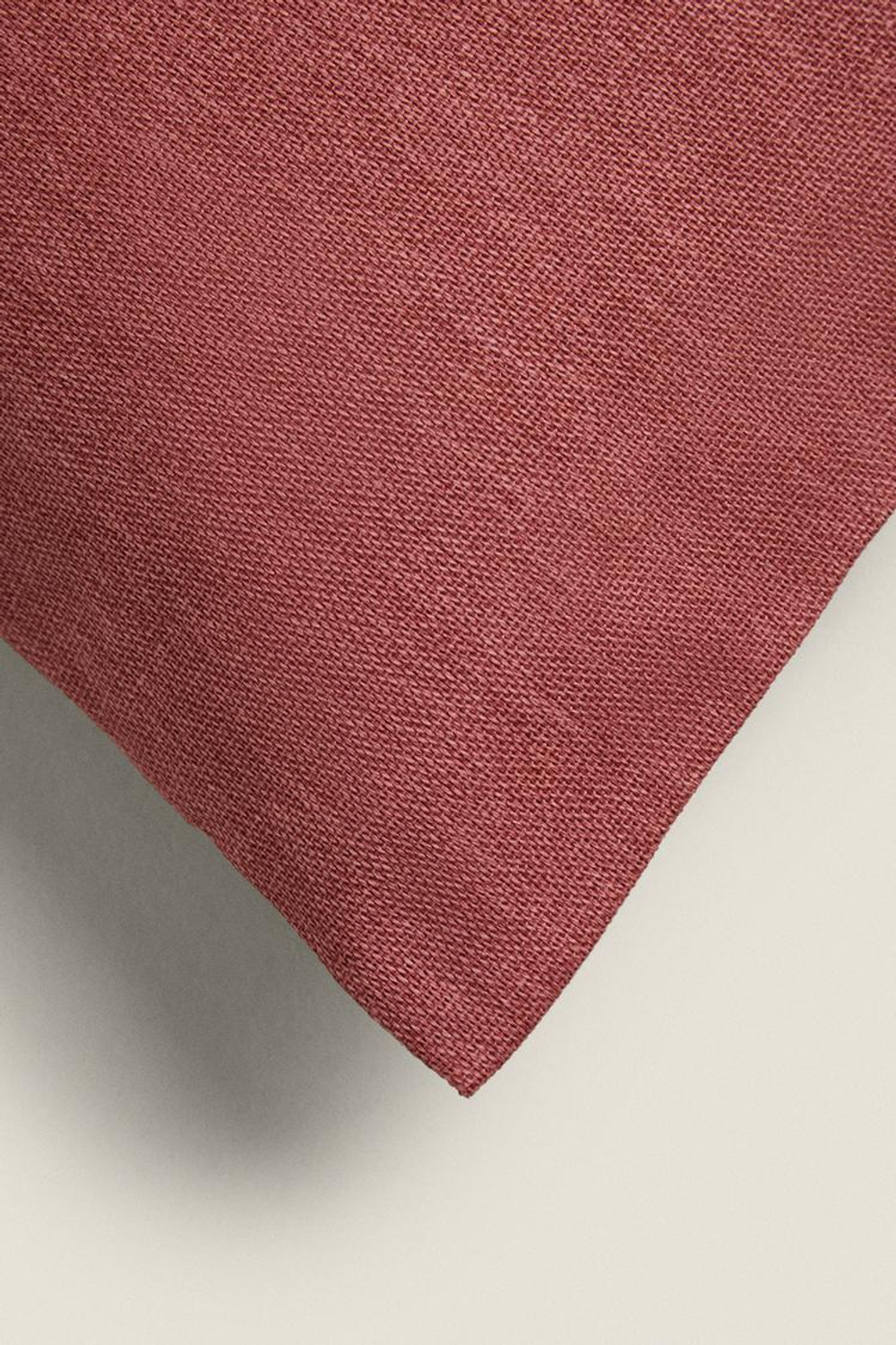 ZARA HOME ОДНОТОННЫЙ ЧЕХОЛ ДЛЯ ДЕКОРАТИВНОЙ ПОДУШКИ, СВЕТЛО-РОЗОВЫЙ