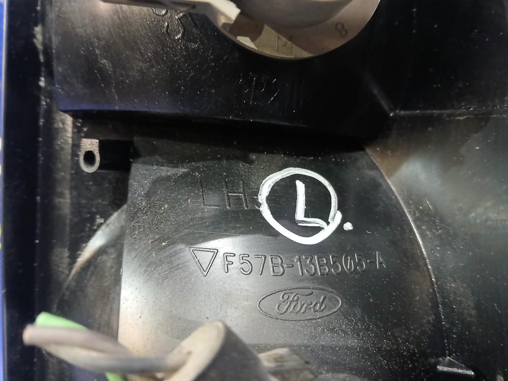 Стоп левый FORD EXPLORER 1997