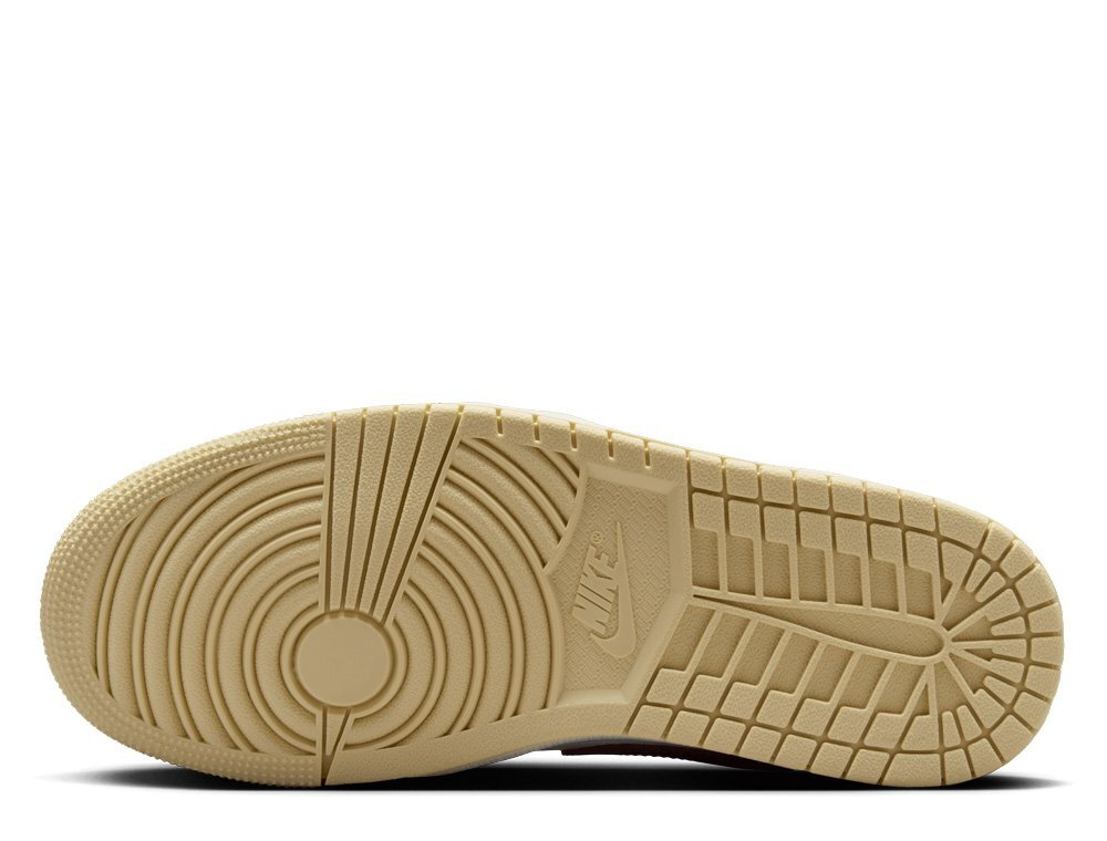 Баскетбольные кроссовки  Air Jordan 1 Low Bezowe