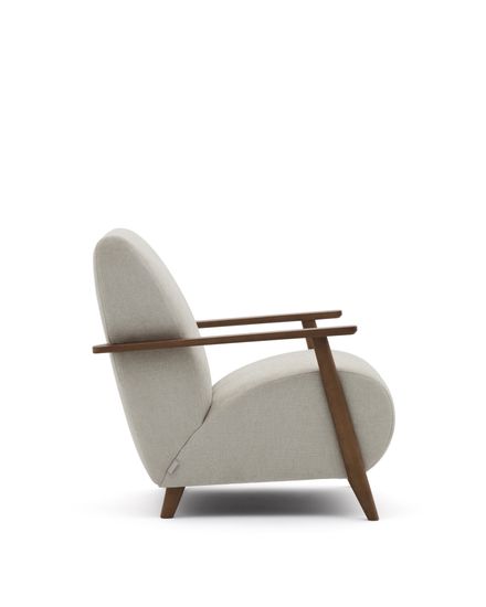 Кресло Meghan из жемчужного шенилла и массива ясеня с отделкой под орех Испания La Forma