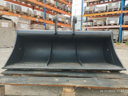 Ковш New Holland LB115/LB110 планировочный 1200 мм