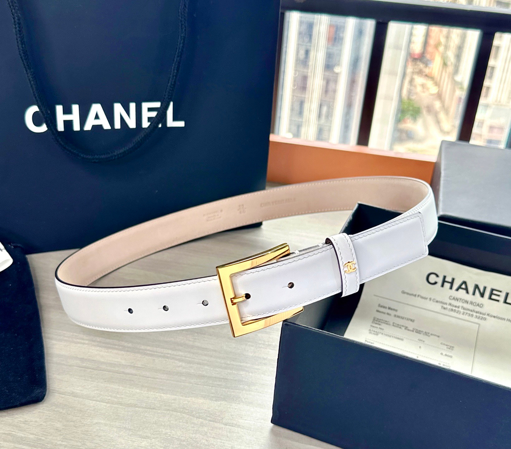 Ремень из гладкой телячьей кожи