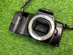 Minolta 3000i + Exakta 35-70mm 3.5-5.6 MC