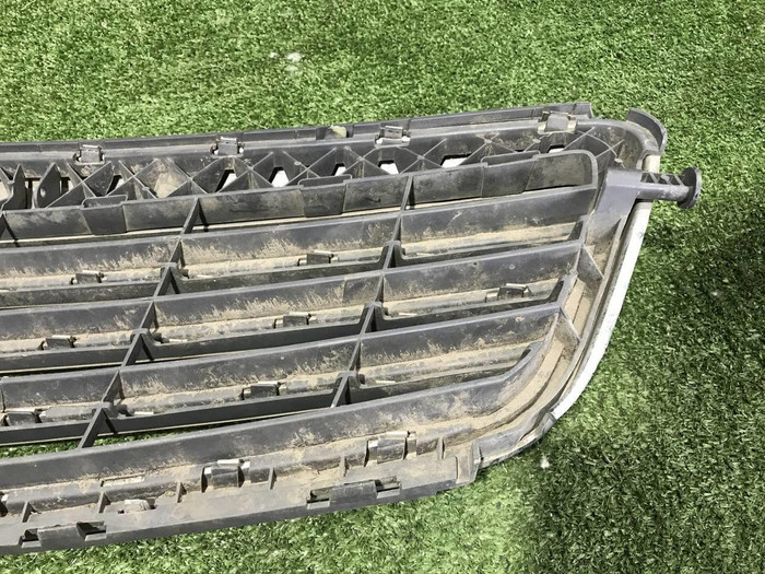 Решетка радиатора Mercedes C W204 (2006-2011)