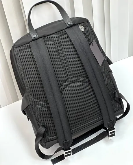 Рюкзак Prada Re-nylon и сафьяновой кожи, черный