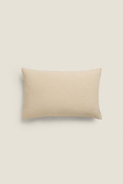 ZARA HOME ЧЕХОЛ НА ПОДУШКУ С КОНТРАСТНЫМИ КРАЯМИ, КРЕМОВЫЙ