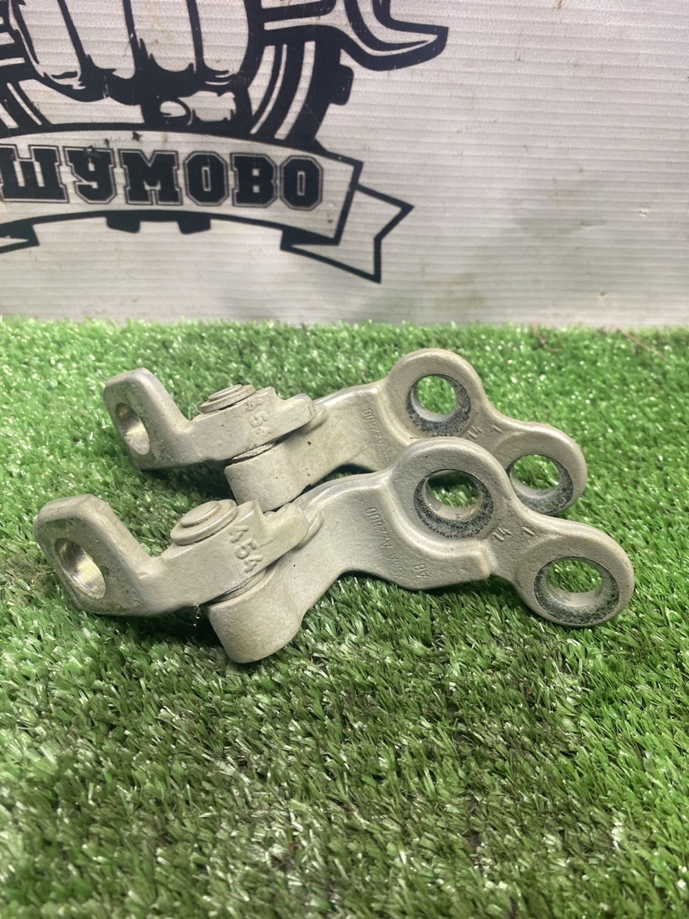 Петли двери передней правой Ford Focus, I 2001 с пробегом