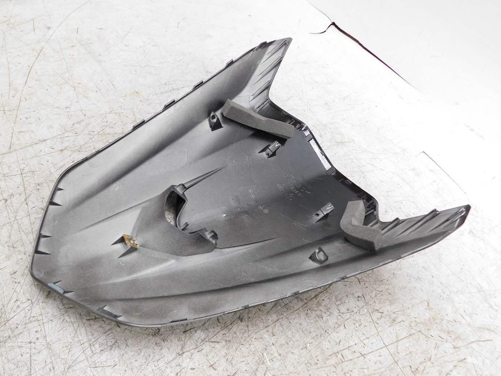 пластик передний Yamaha Majesty 155 1DK-F8345