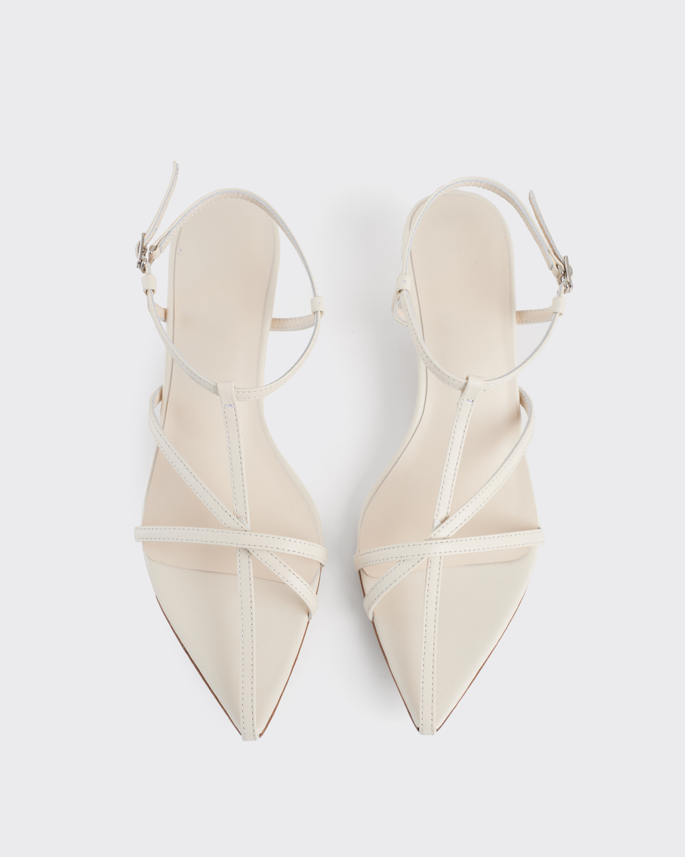 Босоножки из натуральной кожи молочный