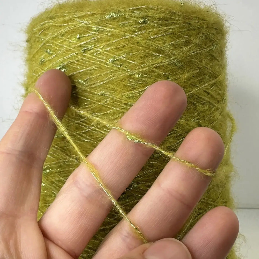 SINGAPORESLING NODINO - Industria Italiana Filati; 47% люрекс, 27% п/а, 13% альпака, 13% меринос; 800м/100гр; шнурок с шишечками; S501