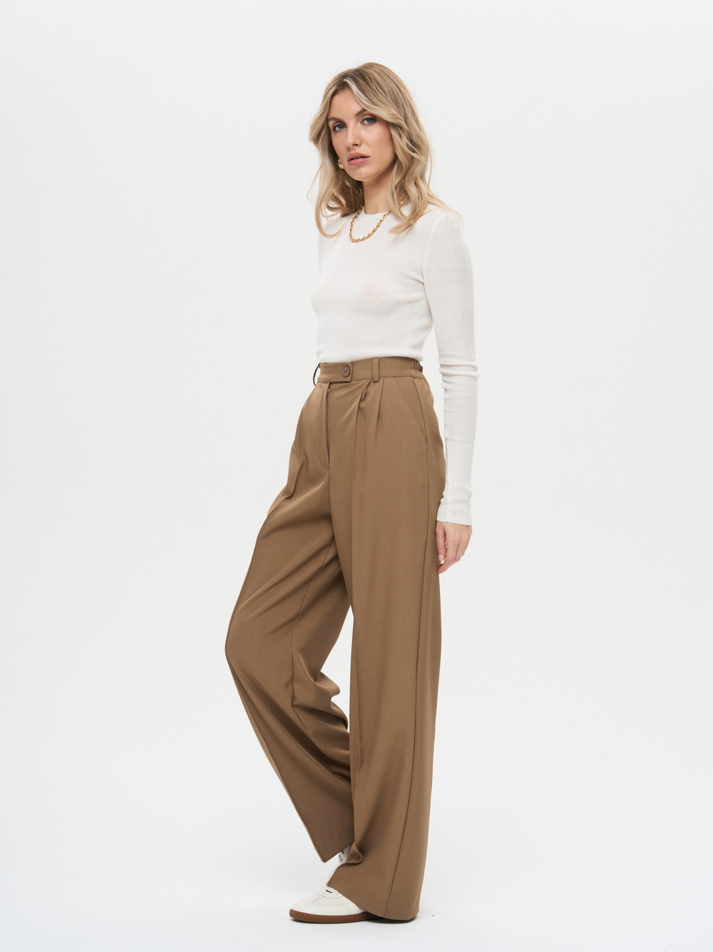 Брюки с простроченными стрелками