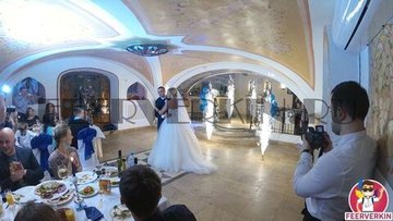 Холодные фонтаны и вспышки для помещений