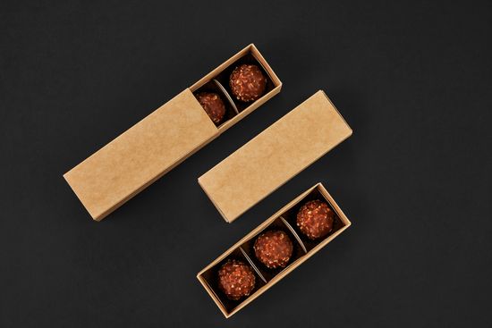 Упаковка для 3 шоколадных конфет