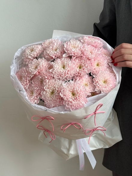 Букет из хризантемы в розовом оттенке