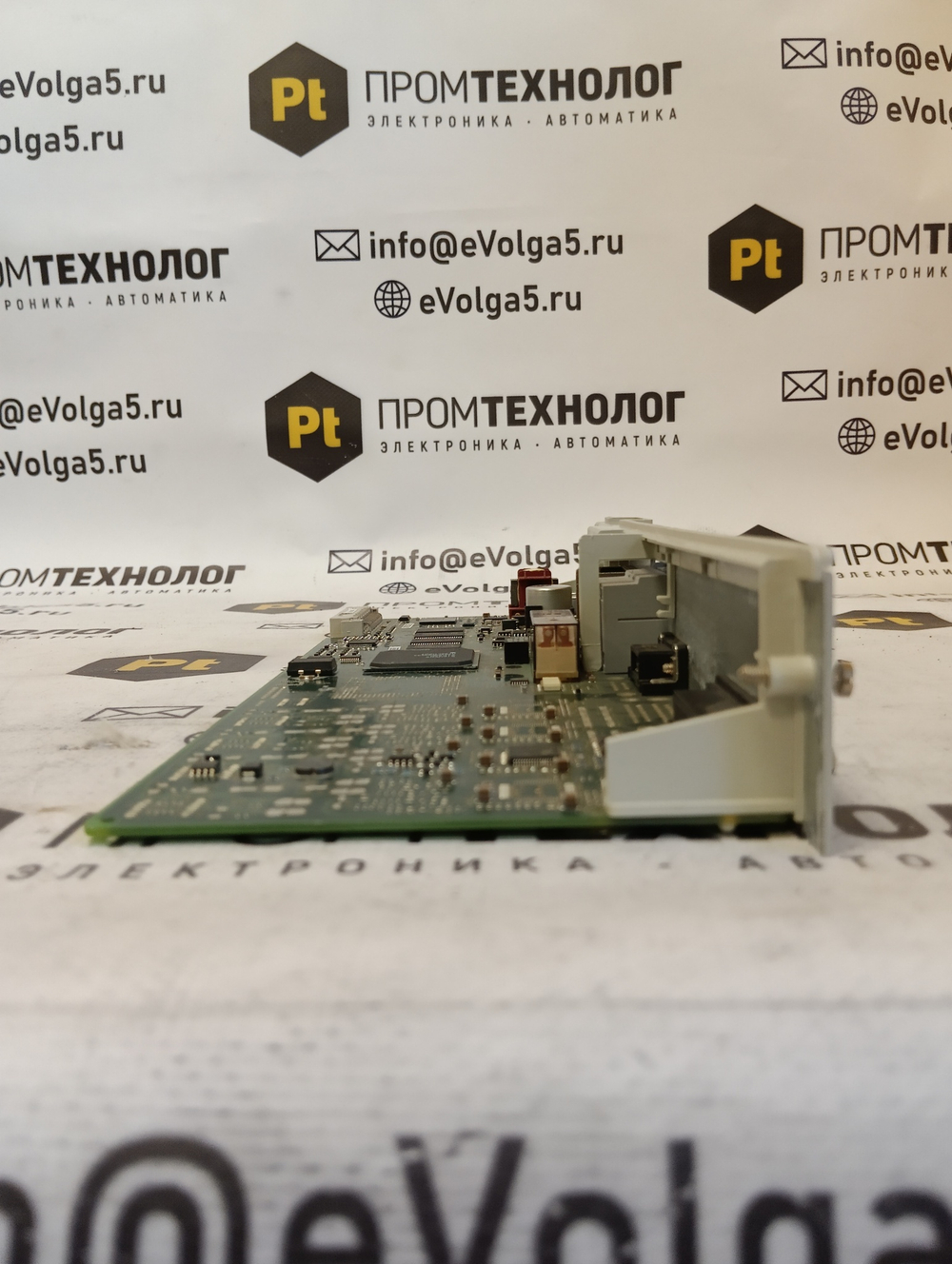 Siemens 6SN1118-0DJ21-0AA1 с хранения