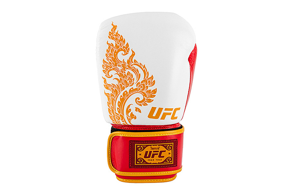 UFC Premium  True Thai белые/красные, размер 16Oz