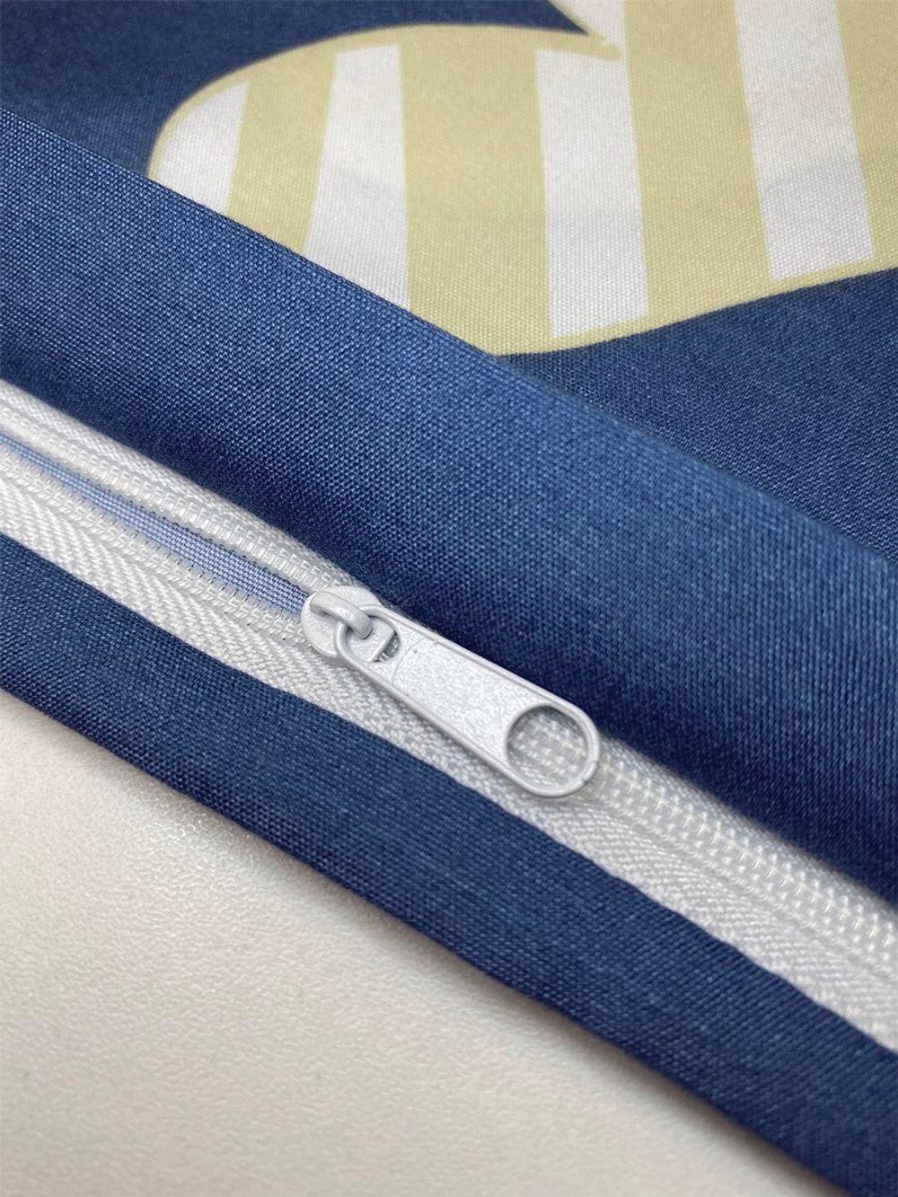 Пододеяльник Полисатин Simple House "Cuore/Cuore (компаньон)" 1,5-спальный на молнии 145x215 см