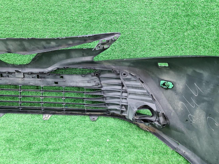 Бампер передний Toyota Camry 8 XV70 (2017-2021)