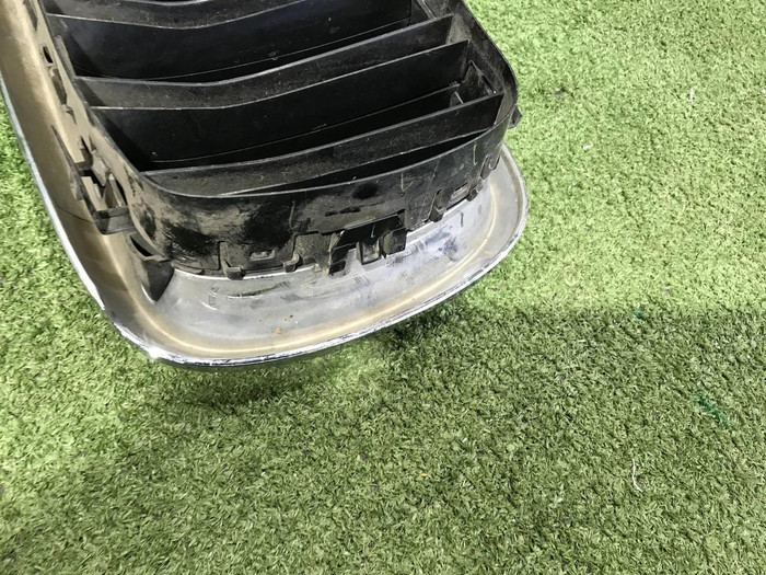 Решетка радиатора правая BMW X5 F15 X6 F16 (2013-2018)