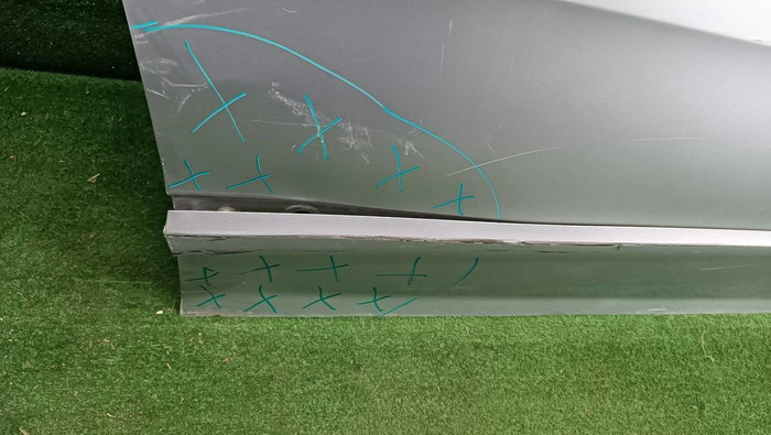 Дверь передняя правая Peugeot 308 1 (2007-2015)