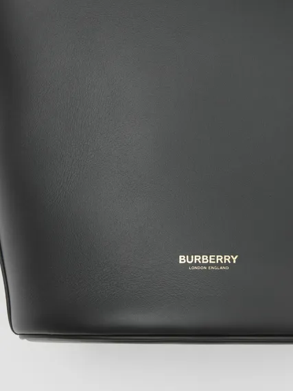 Сумка Burberry Pocket черный