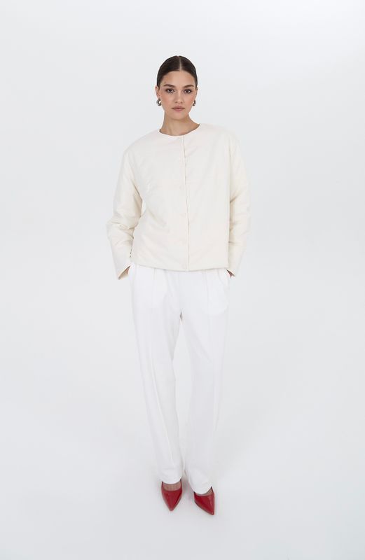 Куртка стеганая короткая, молочный