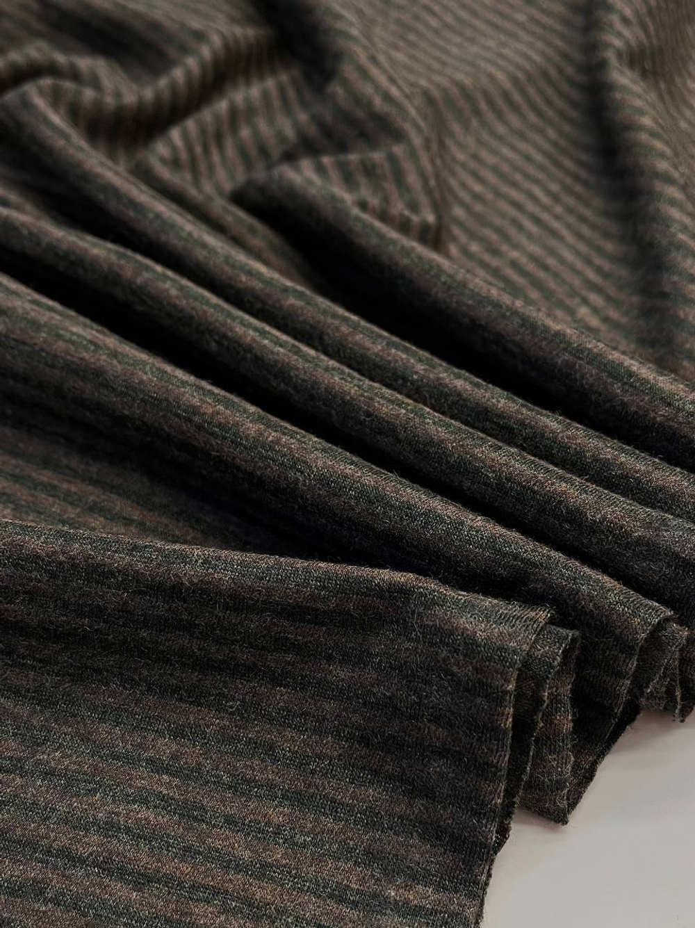 Трикотаж шерсть с хлопком Ermenegildo Zegna в коричнево-зеленую полоску