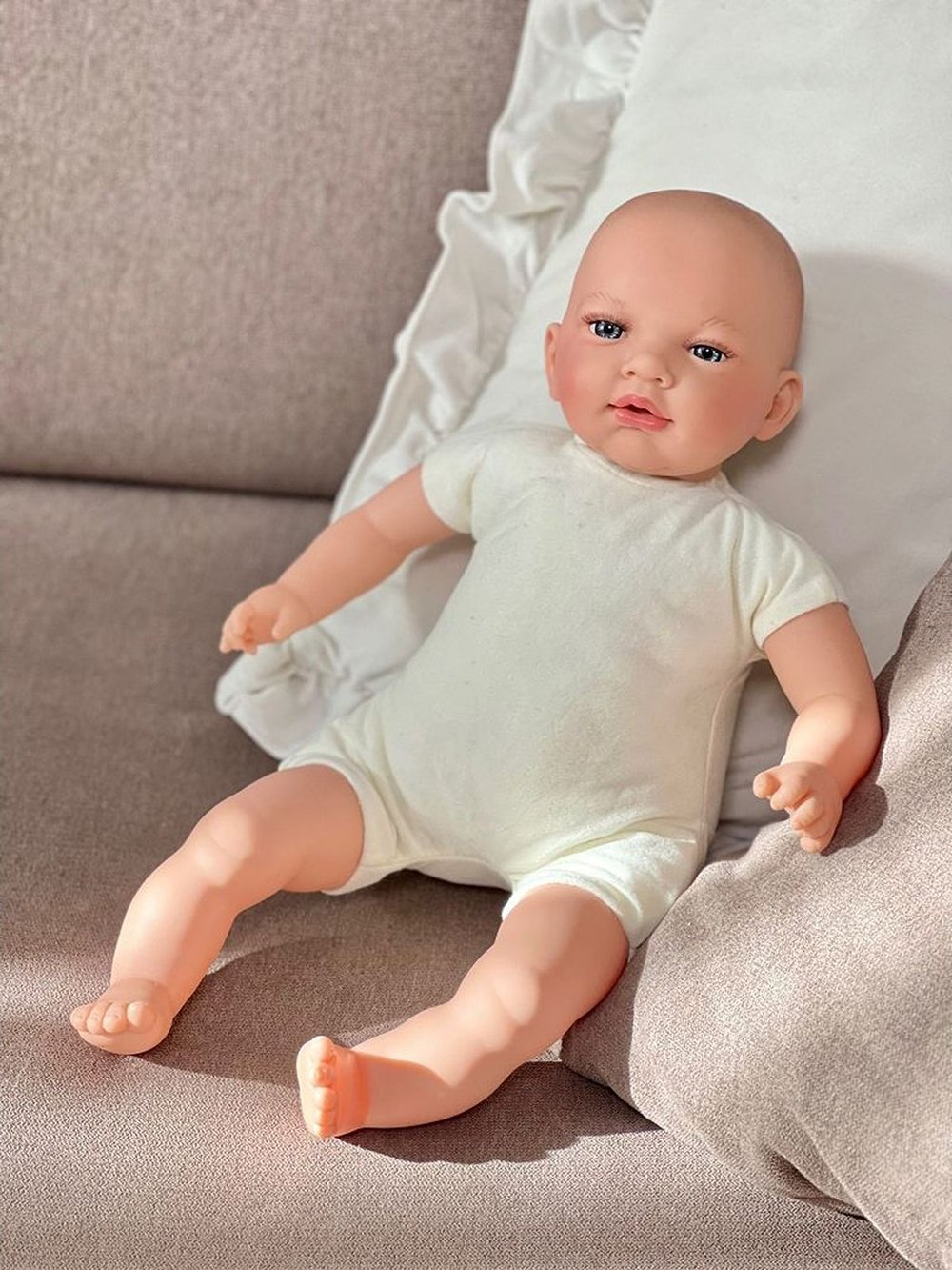 Кукла Nines 45см Mi Bebito мягконабивная в пакете (N7130K)