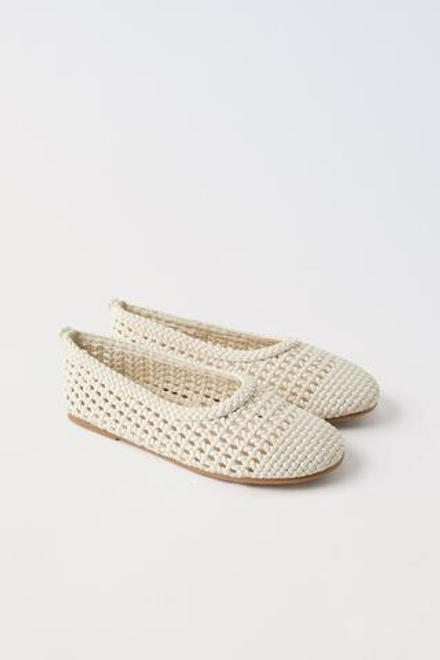 ZARA БАЛЕТКИ С ПЕРФОРАЦИЕЙ, ЭКРЮ