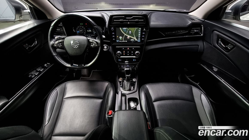 KG Mobility (Ssangyong) Very New Tivoli Бензин 1.5 2WD (12.2019)