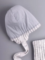 Шапка осенняя детская на завязках и снуд